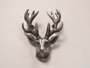 Broche cerf de face