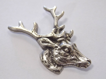 Pins t�te de cerf ref 5