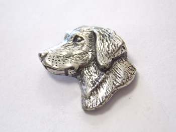 Pins t�te de labrador
